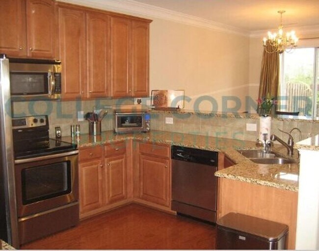 4964 Wyngate Village Dr