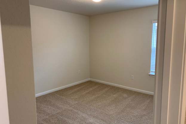 Photo - 2118 Silver Maple