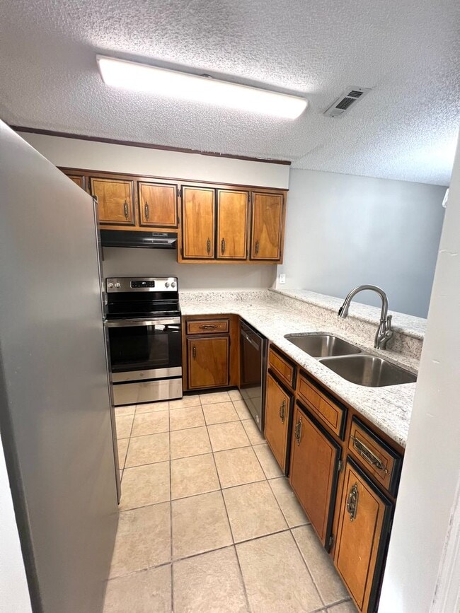 Photo - WATERFRONT CONDO IN LAKE PARK