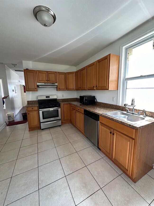 Photo - 65 Clifton Pl