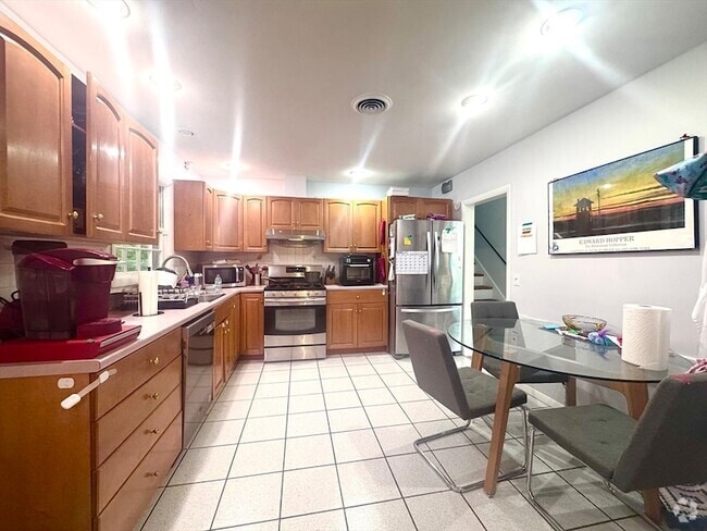 Building Photo - 11 Tirrell Crescent Rental