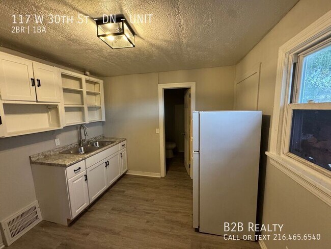 Photo - 117 W 30th St Unidad DN -