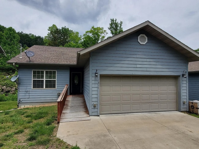 Building Photo - 1311 Berry Dr Rental