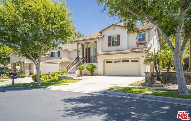 Building Photo - 13826 Monterey Ln Rental