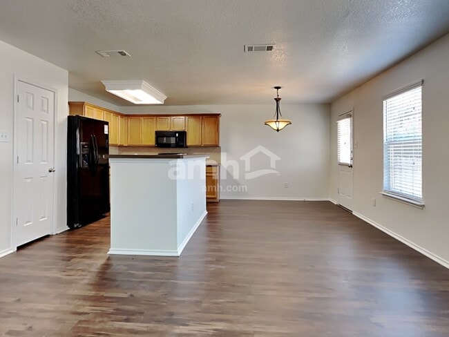 Photo - 14117 Cochise Dr