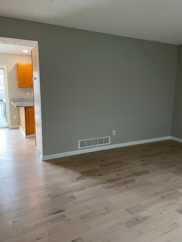 Photo - 1229 Crossbrook Blvd