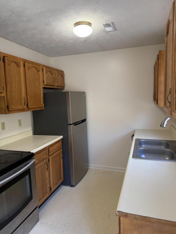 Photo - 427 Sara Leigh Dr