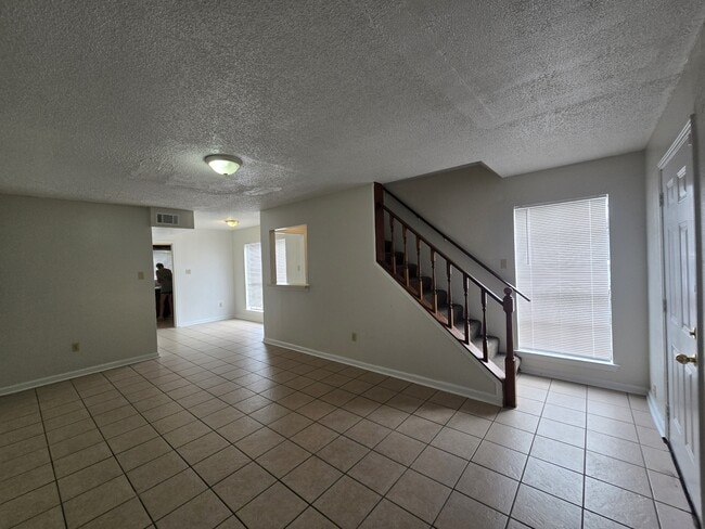 Photo - 118 Oak Ridge Ave