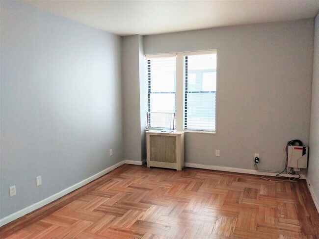 Photo - 883 JFK Blvd E Unit 3C