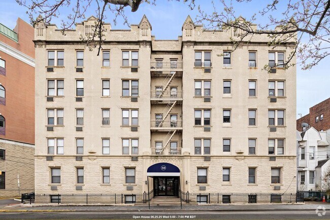 Building Photo - 151 Sip Ave Unit 25 Rental