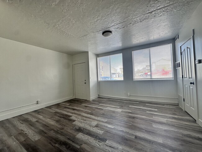 Photo - 12 E Center St Unit #12