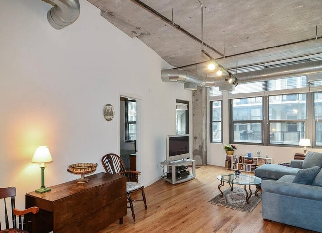 Photo - 900 N Kingsbury St Unit 851