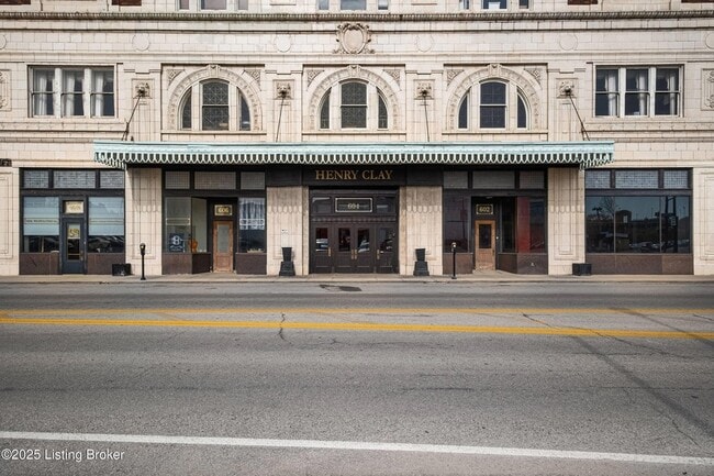 Photo - 604 S 3rd St