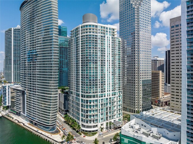 Photo - 300 S Biscayne Blvd Condo Unit L-1214