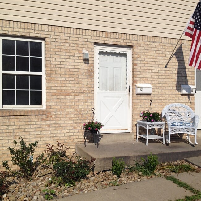 Photo - 239 N Jefferson Ave