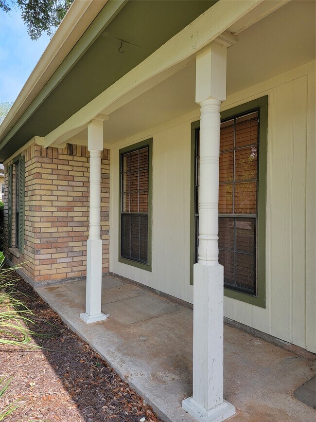 Photo - 3907 Bartons Ct