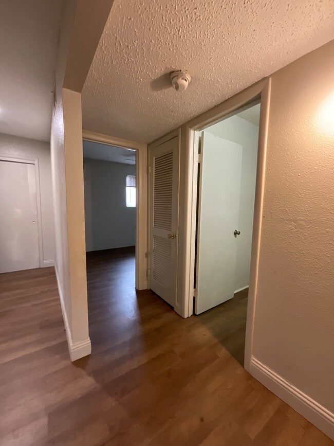 Cumberland Square Apartments