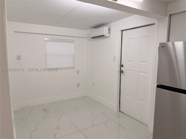 Photo - 3354 NW 50th St Unit 2
