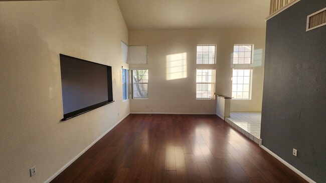 Photo - 332 Cavalla St