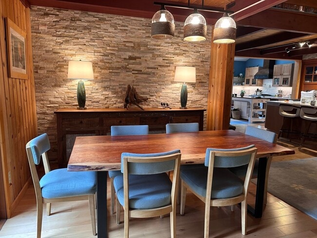 Photo - 1254 Paradise Rd