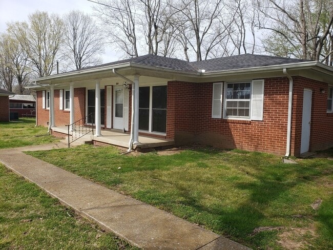 Photo - 207 N Mulberry St