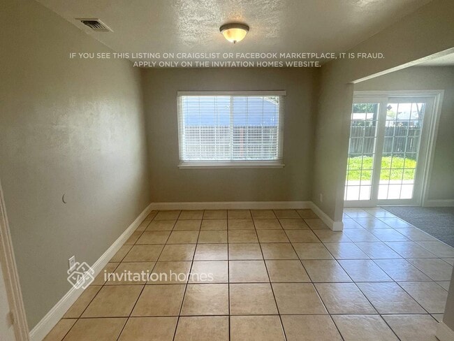 Photo - 2800 Northview Dr