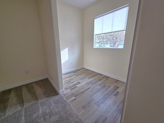 Photo - 34 E Legacy Pky