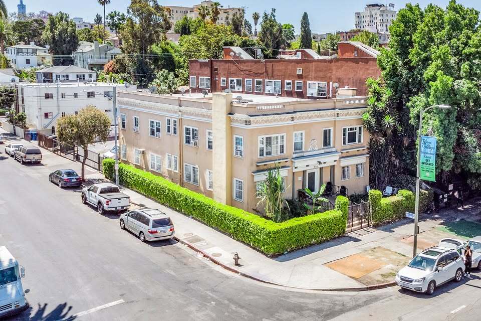 Photo - 2614 W 4th St