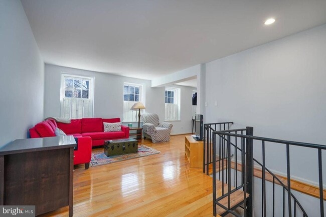 Photo - 3630 39th St NW