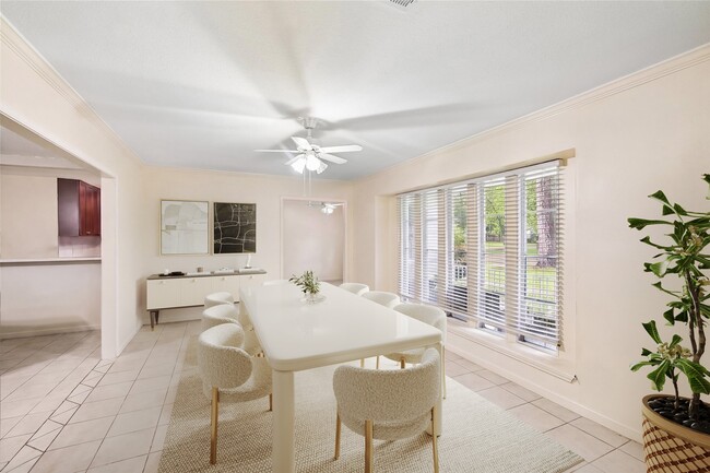 Photo - 7511 Theisswood Rd