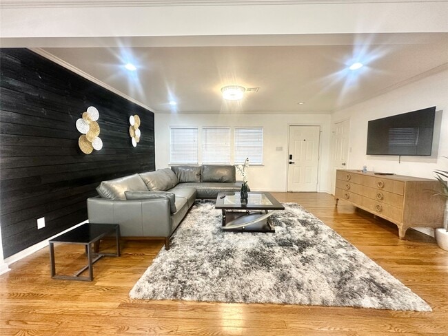 Building Photo - 5329 Pagewood Ln