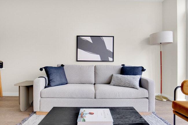 Photo - 210 Wall St Unidad FL5-ID3482A