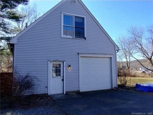 Photo - 3 Ridge Dr N