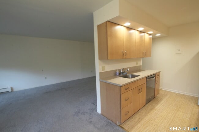 Photo - 50 Aiken St Unit 286