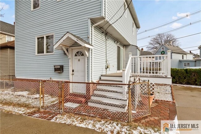 Photo - 1 Stanton St