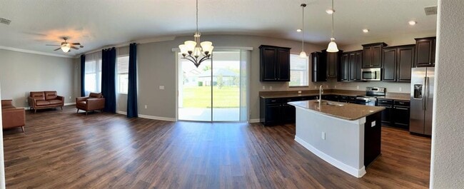 Photo - 7448 Ella Ln