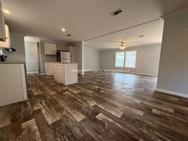 Photo - BEAUTIFUL, BRAND NEW HOME! Be the first to live here! AVAILABLE FOR IMMEDIATE MOVE IN!!