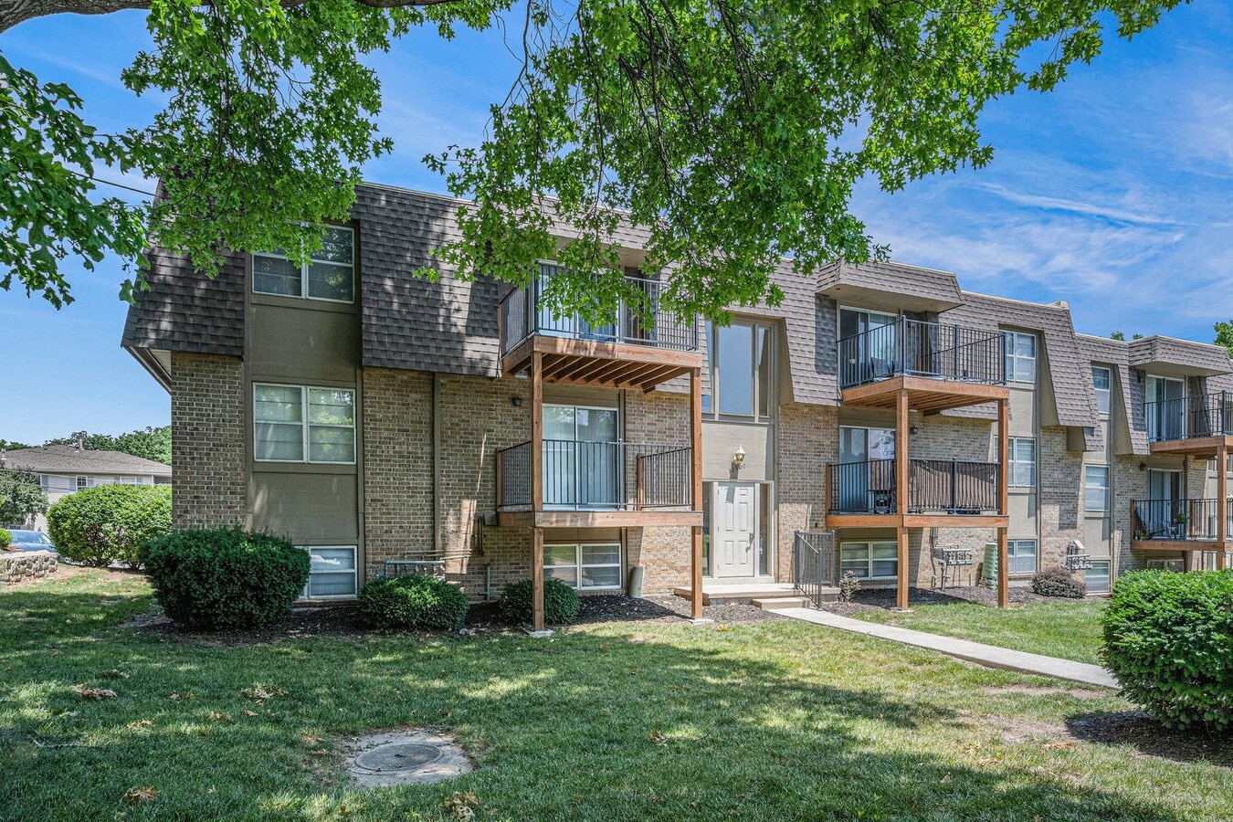 Photo - Crysler Plaza East