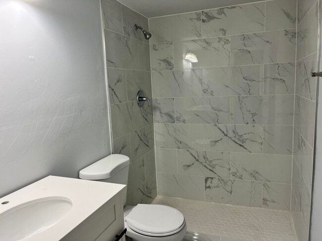 Photo - 1195 NW 16th Ave Unit 6