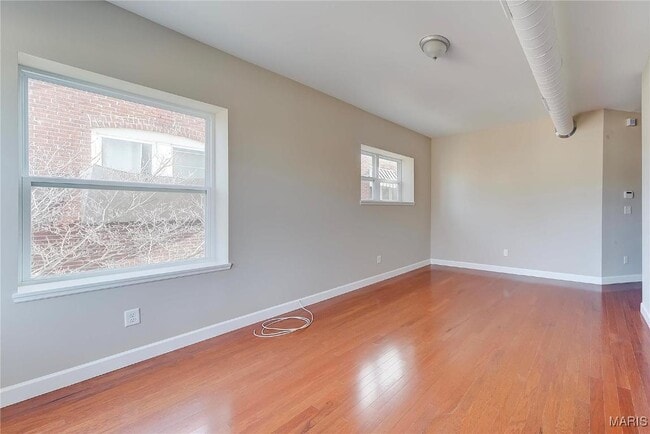 Photo - 3908 McDonald Ave Unit 2FW