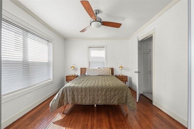 Photo - 1612 Vermont St