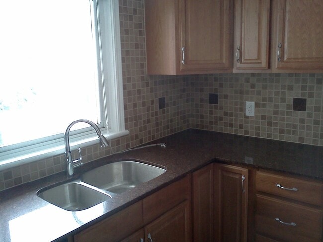 Photo - 30 Sunnycrest Dr