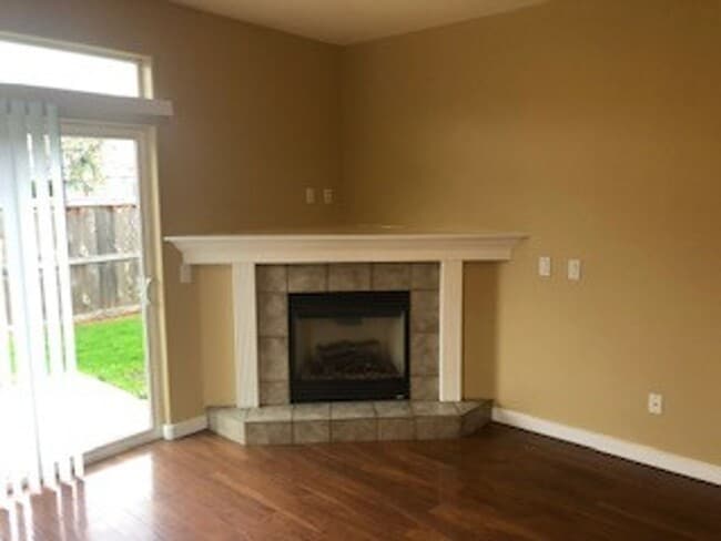 Photo - Three Bedroom Home in Albany