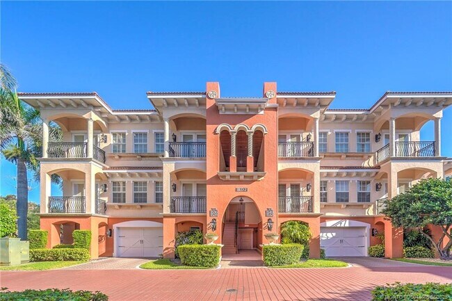 Photo - 1528 NE Outrigger Landings Dr Unit 208