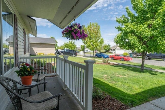 Photo - Beautiful 3 bedroom 2 bath Post Falls Home