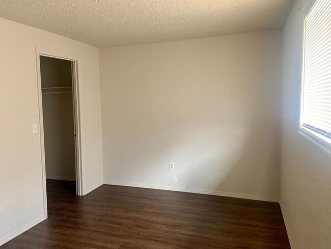 Photo - 2 bed, 1 bath Duplex with attached garage