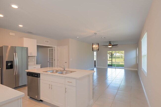 Photo - 18517 Cronin Sand Ln