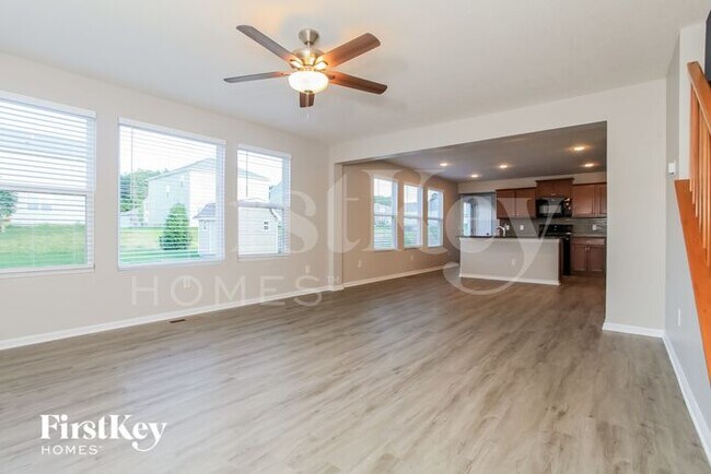 Photo - 5328 Vly Vw Dr