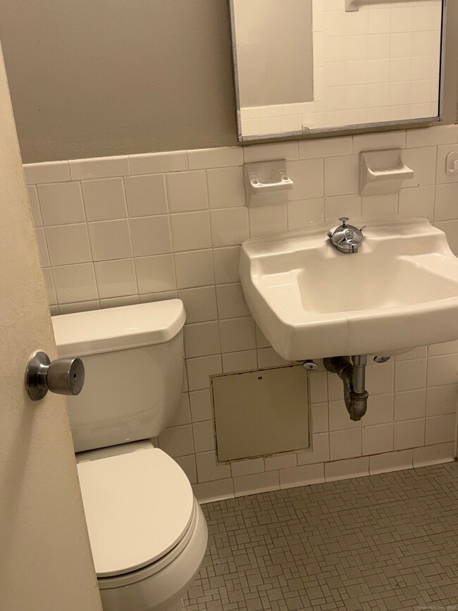 Photo - 31 Woodland St Unit 6N