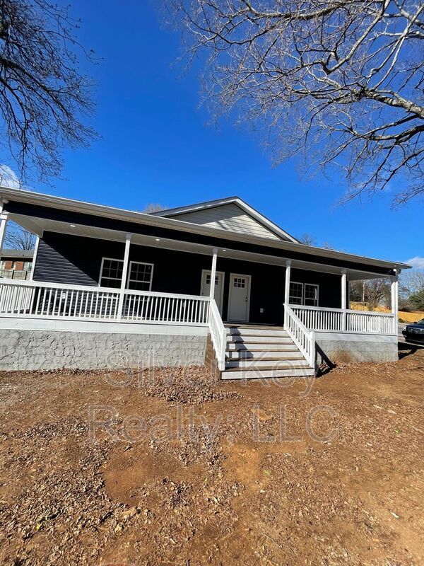 Photo - 402 Ingleside Ave